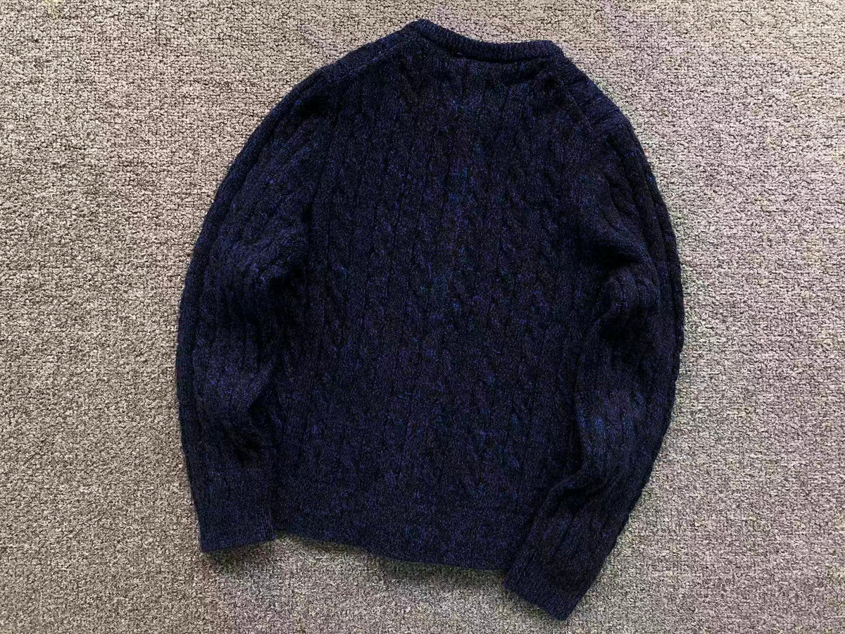 L - SWEATER