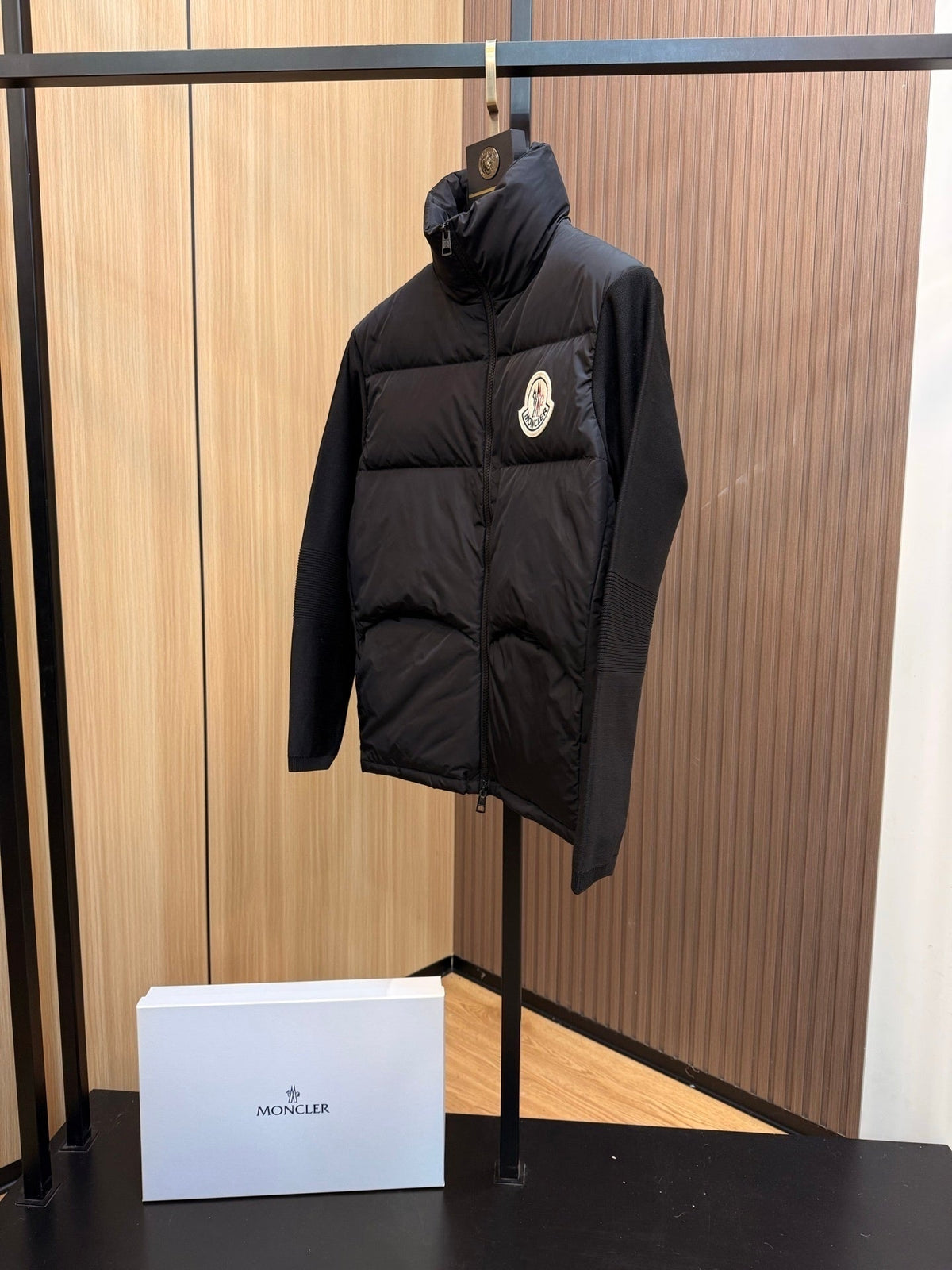 H - CARDIGAN