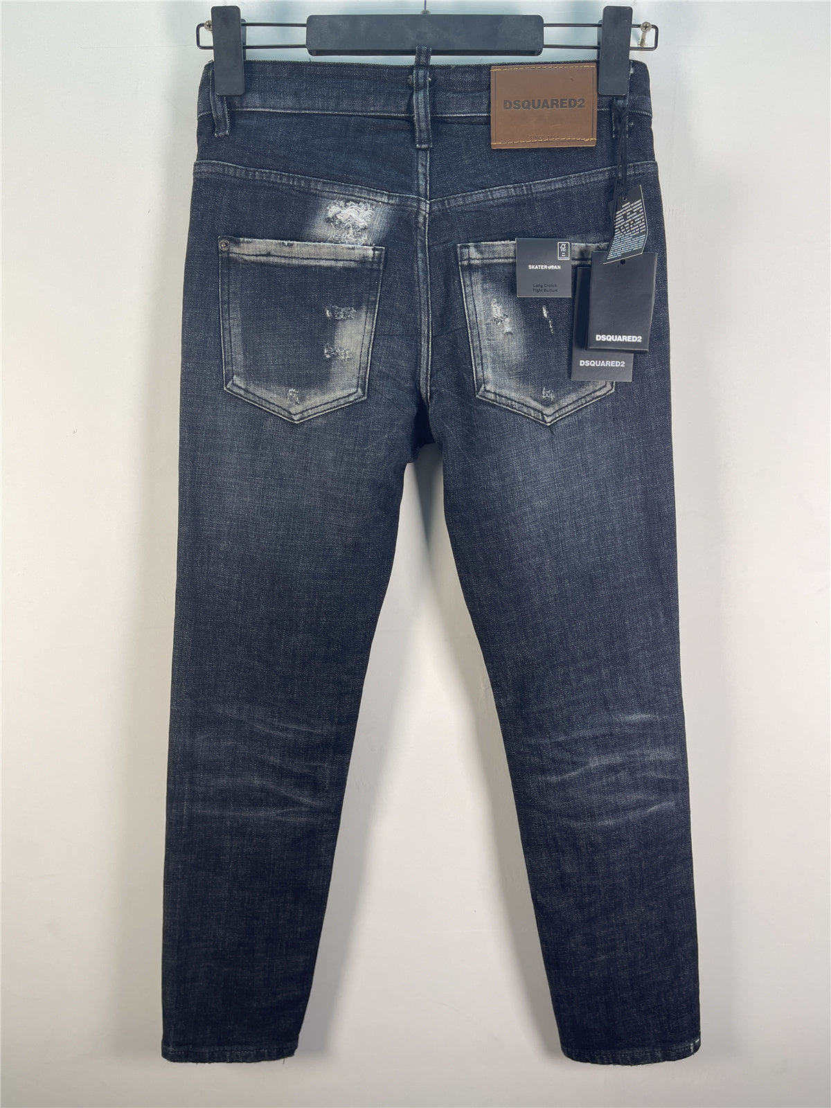 D - JEANS