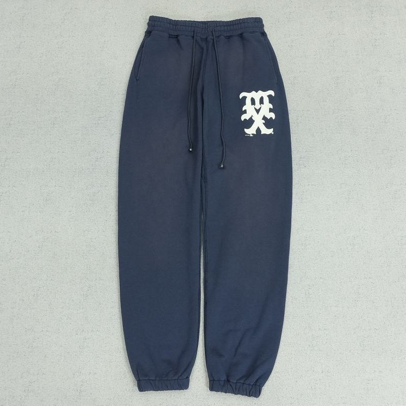 S - SWEATPANTS