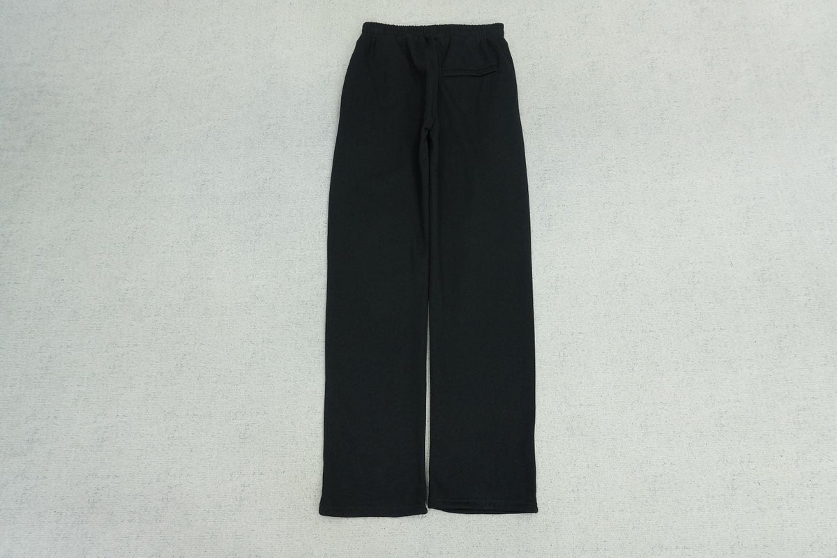 C - SWEATPANTS