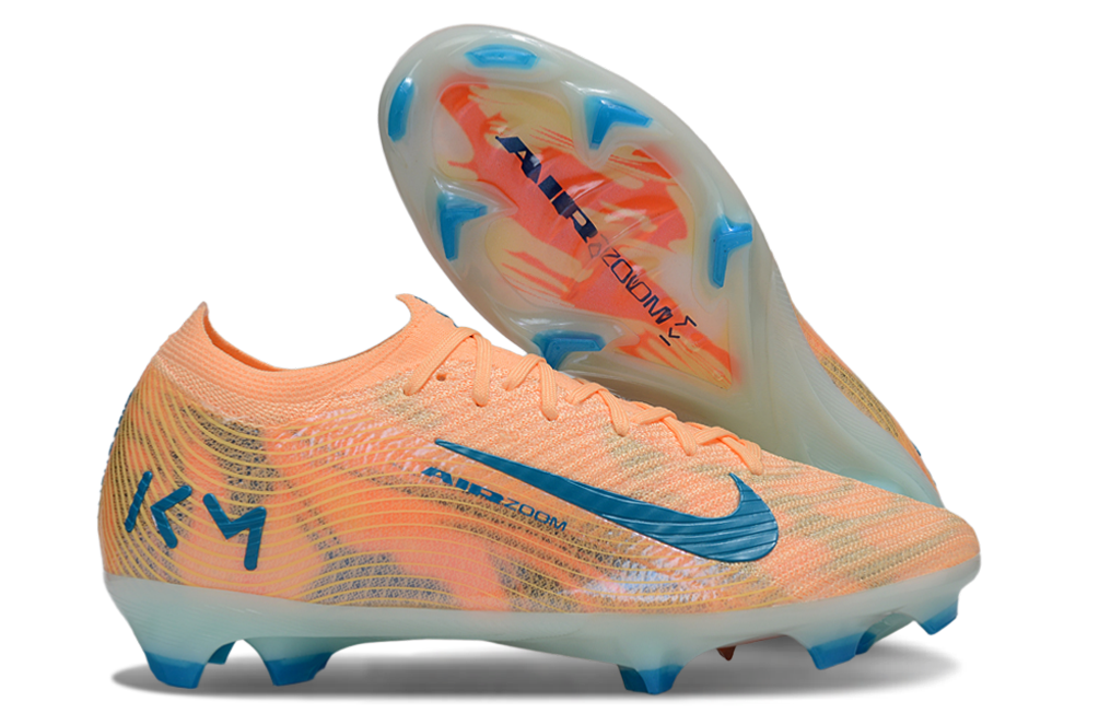 M - FUSSBALLSCHUHE