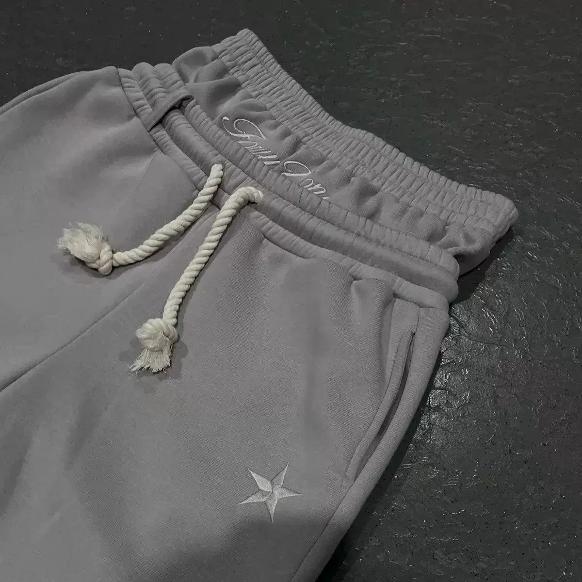 VELORE FV - SWEATPANTS