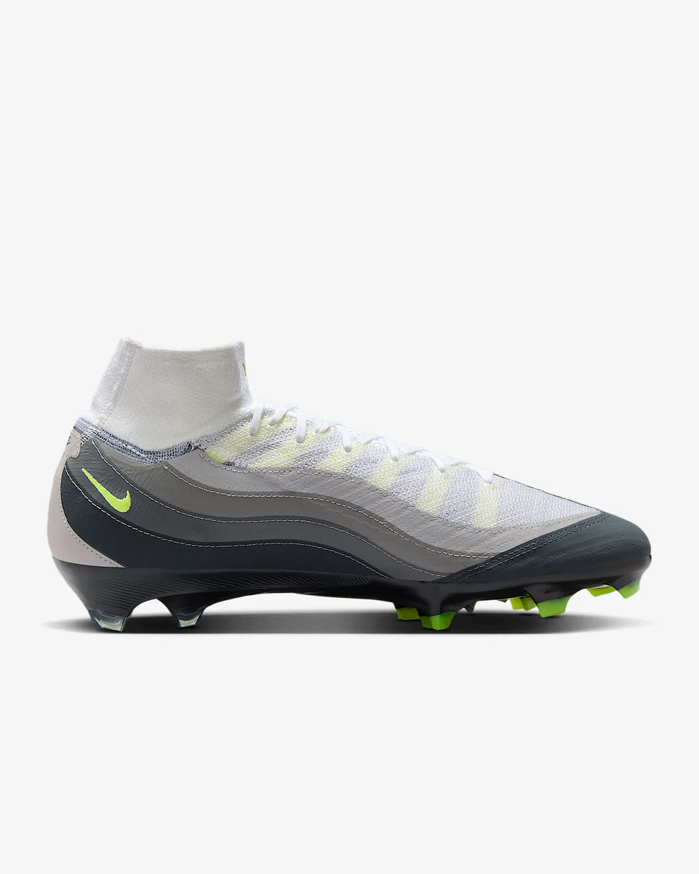 M - FUSSBALLSCHUHE