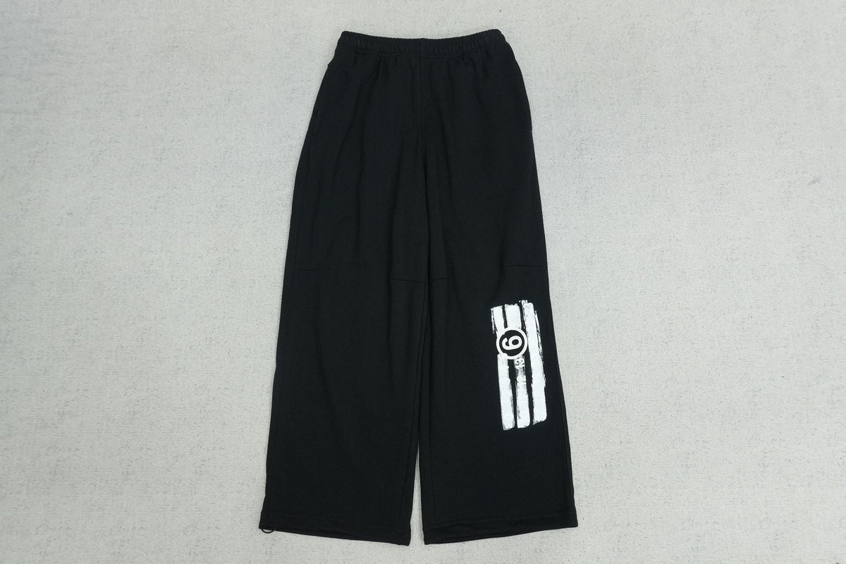 M - SWEATPANTS