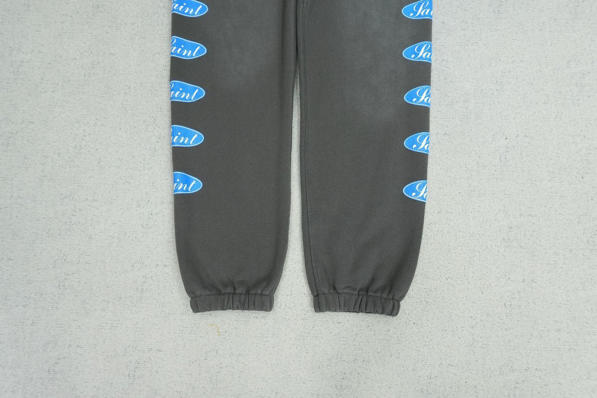 S - SWEATPANTS