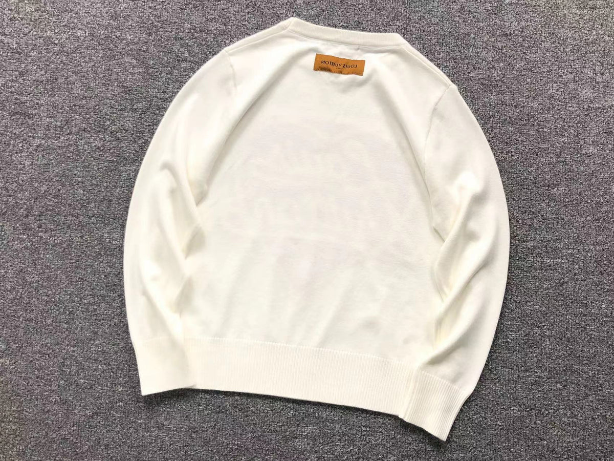 L - SWEATER