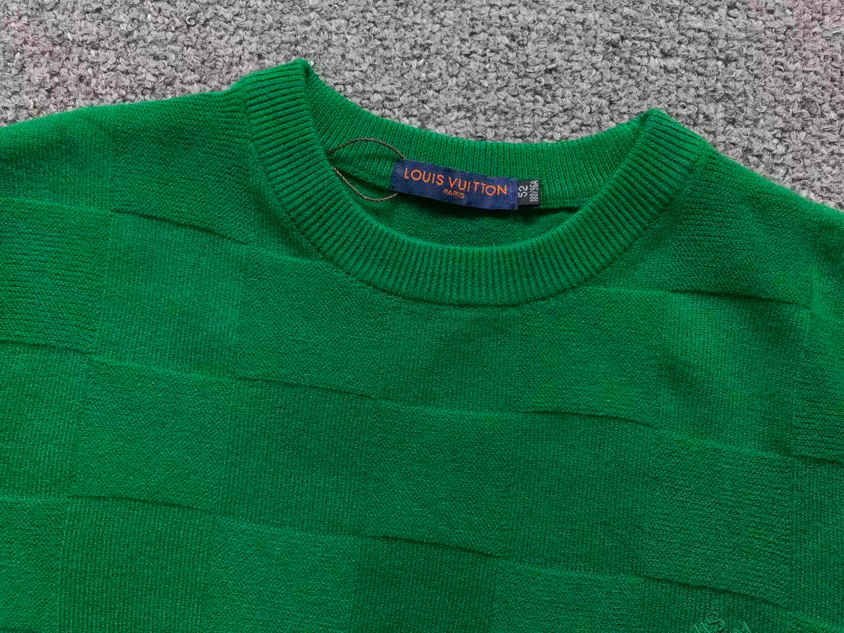 L - SWEATER