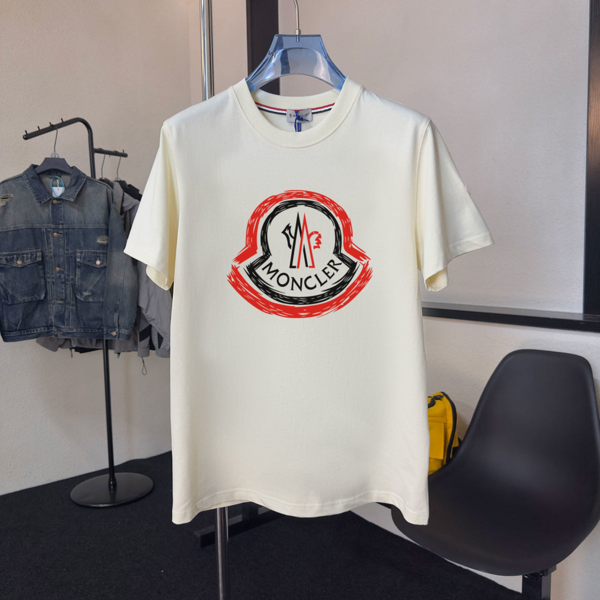M - TSHIRT