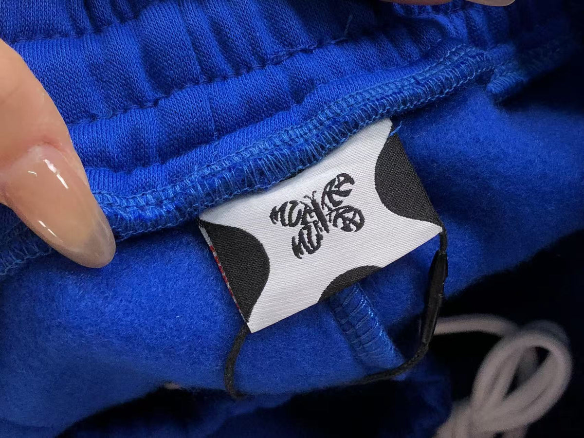 M - SHORTS