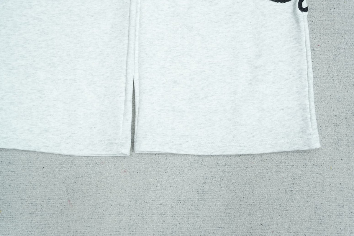 S - SWEATPANTS