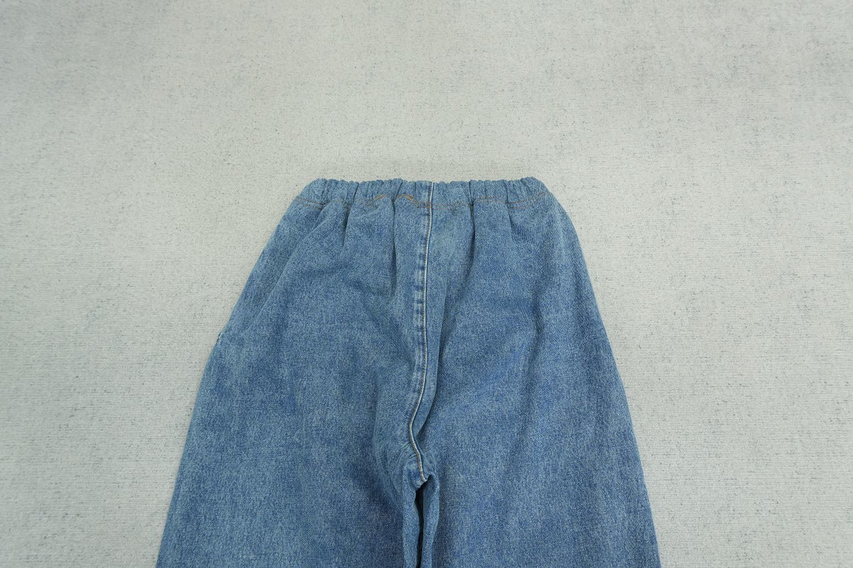 F - SWEATPANTS