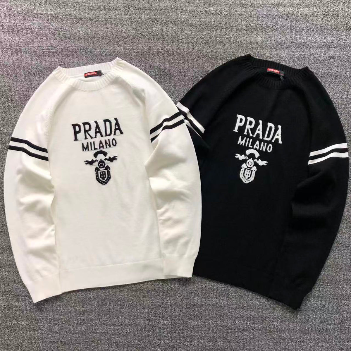 P - SWEATER