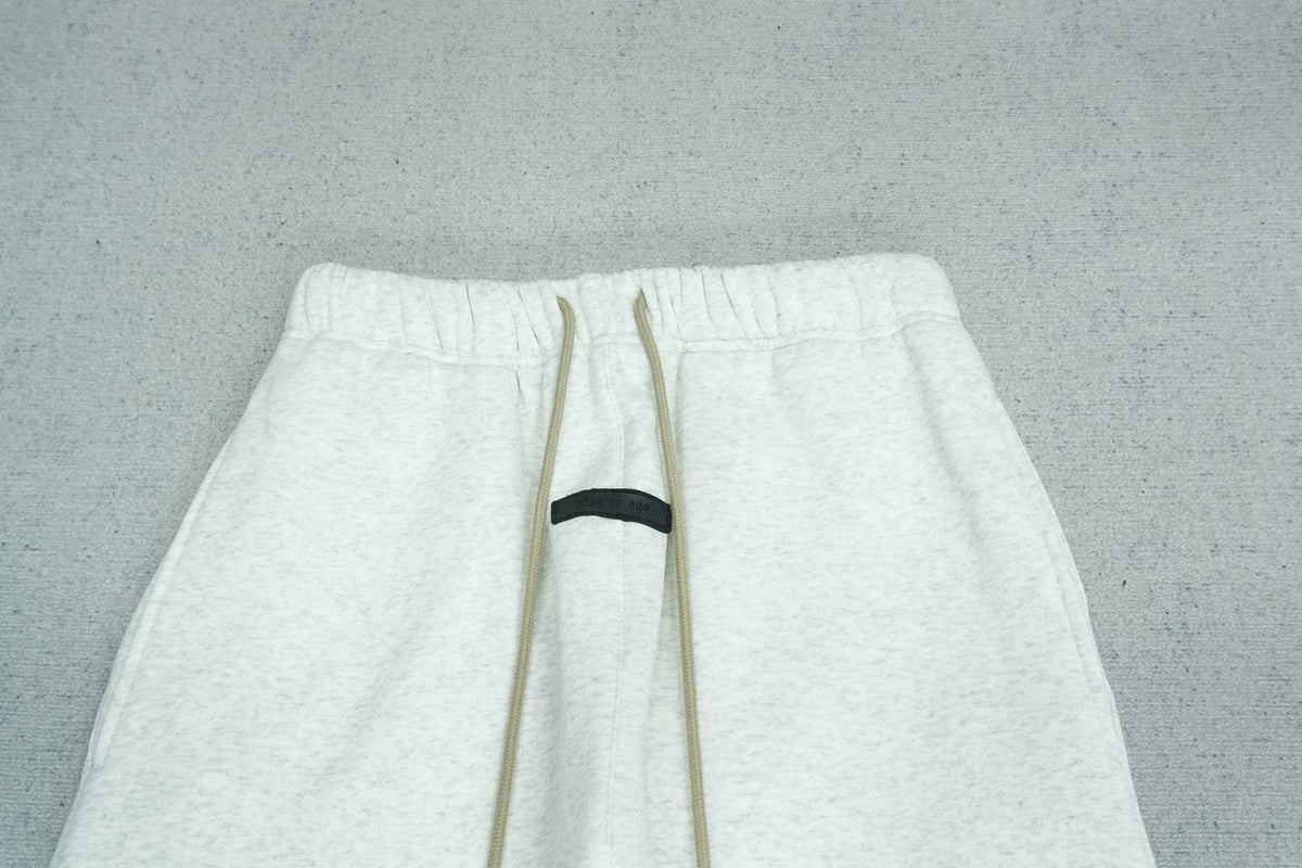 F - SWEATPANTS