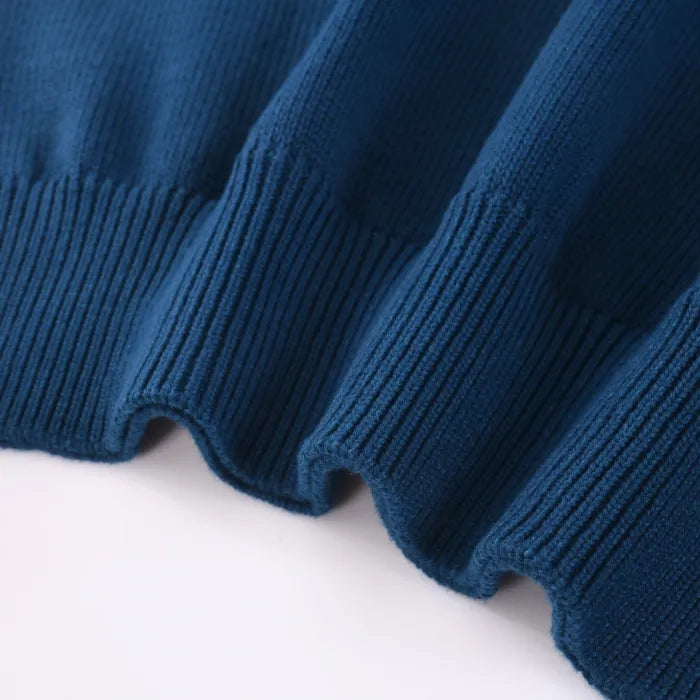 D - SWEATER