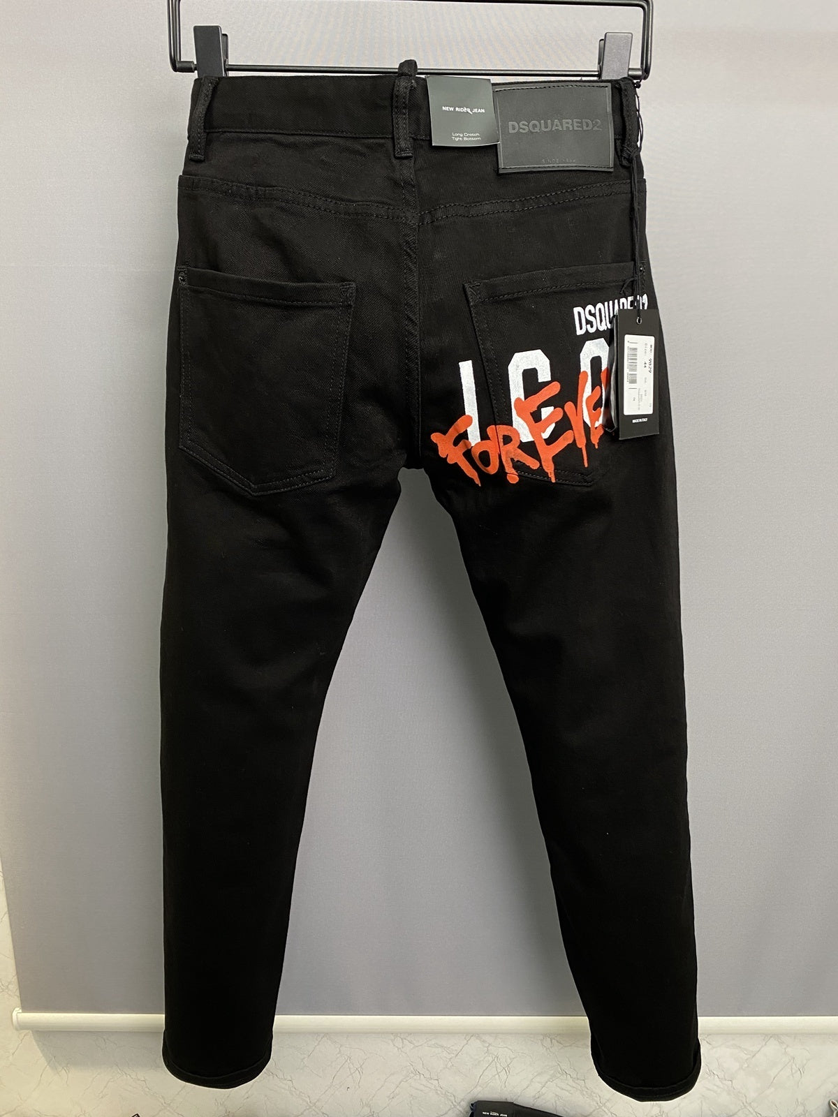 D - JEANS