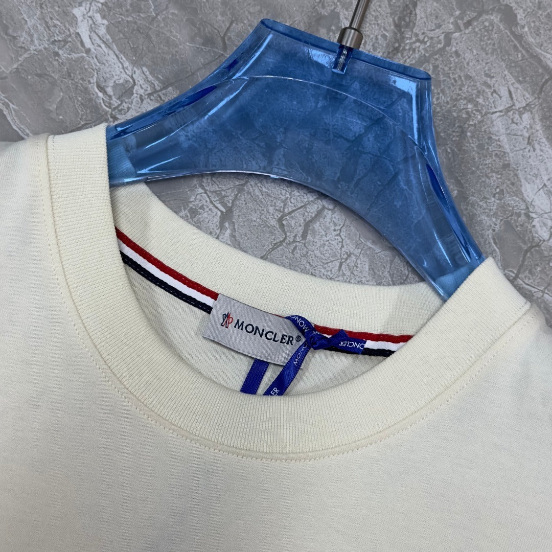M - TSHIRT