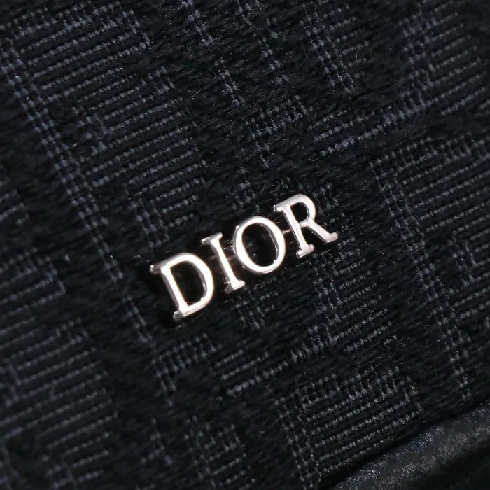 D - TASCHE