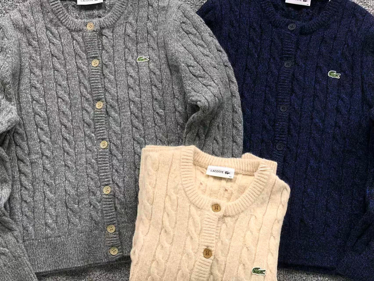L - SWEATER