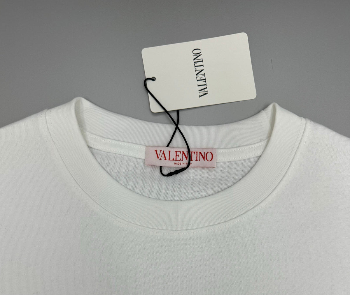 V - TSHIRT
