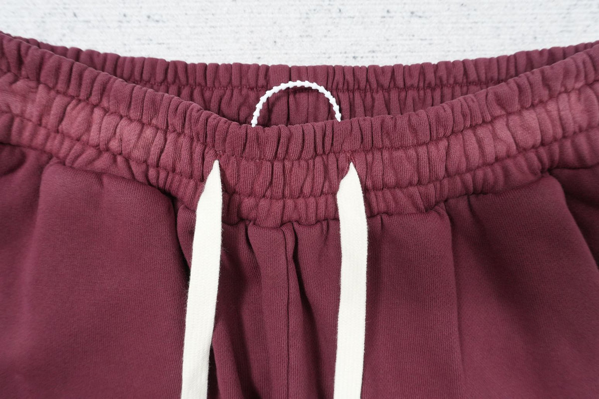 L - SWEATPANTS