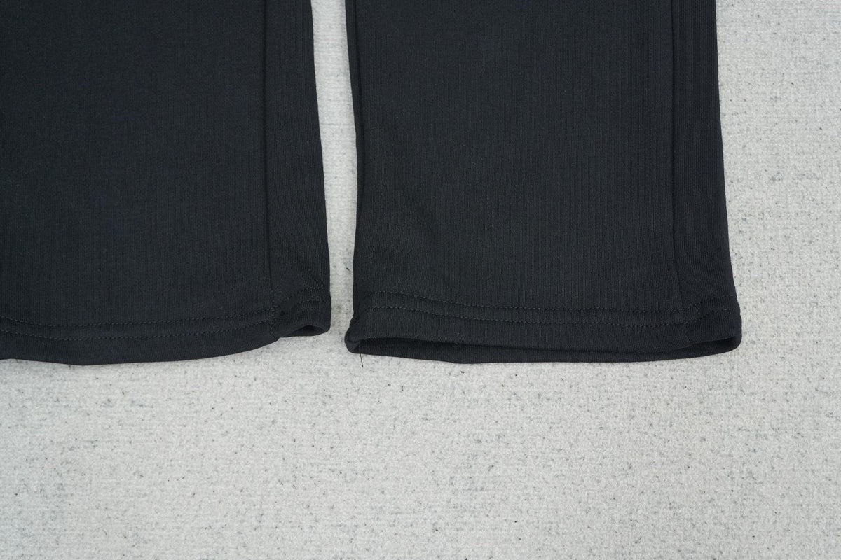 C - SWEATPANTS