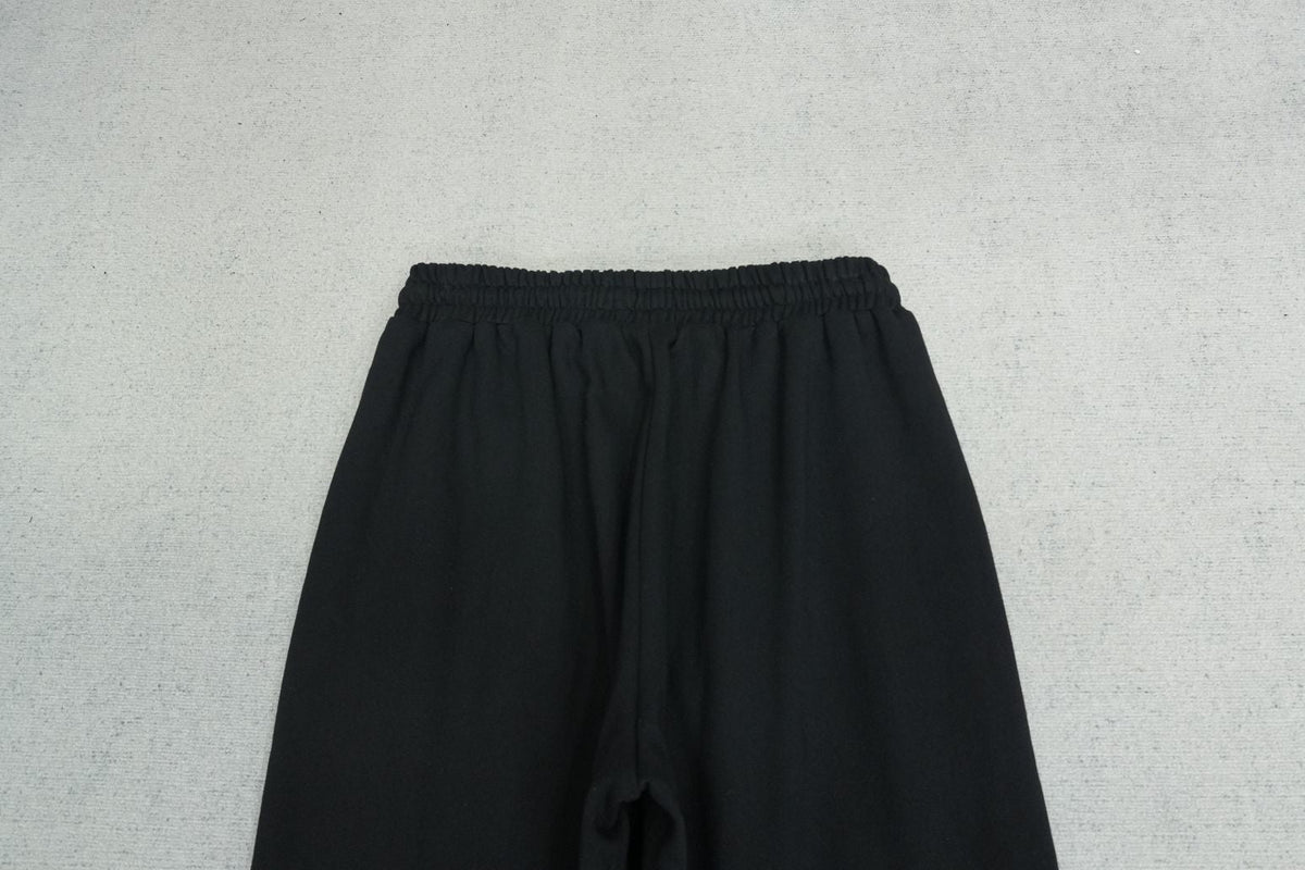 G - SWEATPANTS