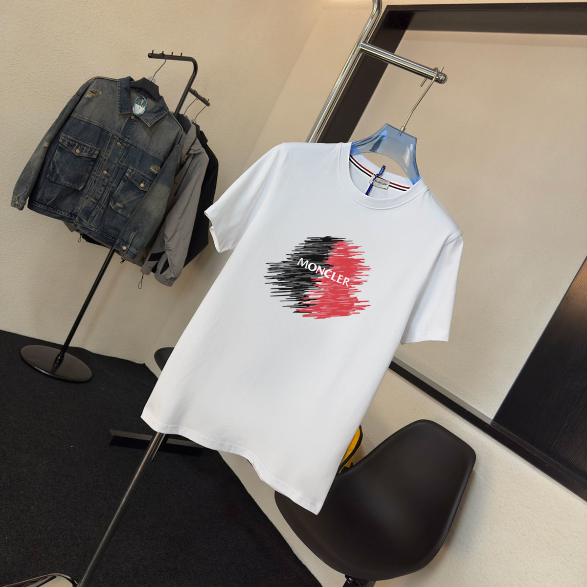 M - TSHIRT