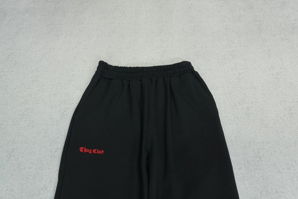 T - SWEATPANTS