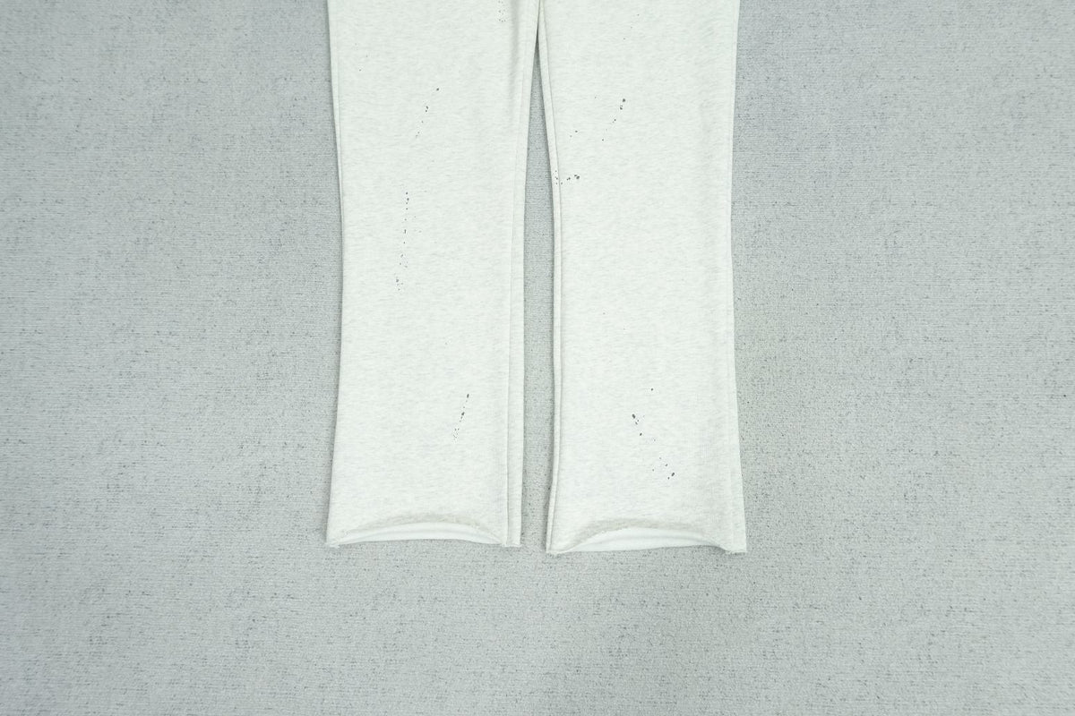 F - SWEATPANTS