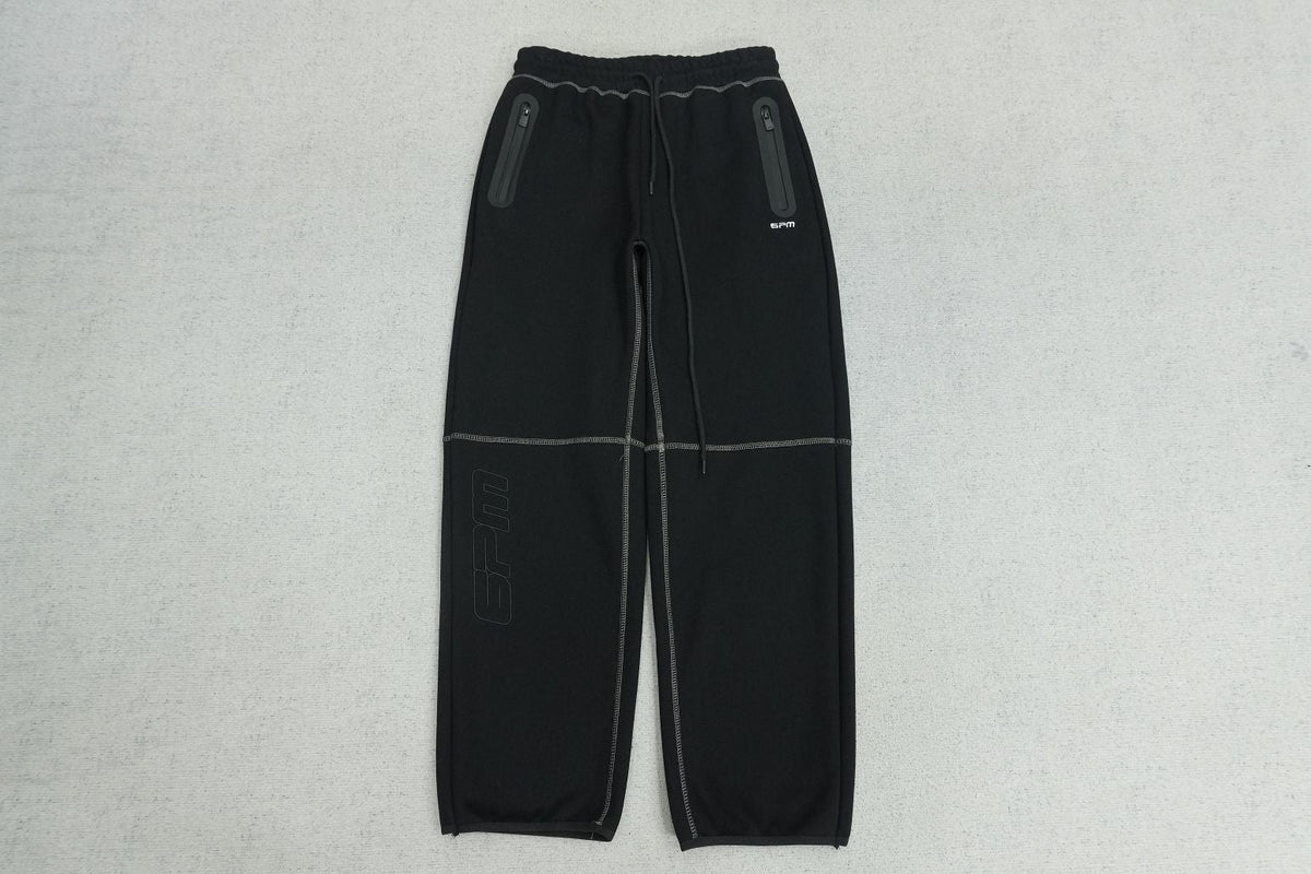 S - SWEATPANTS