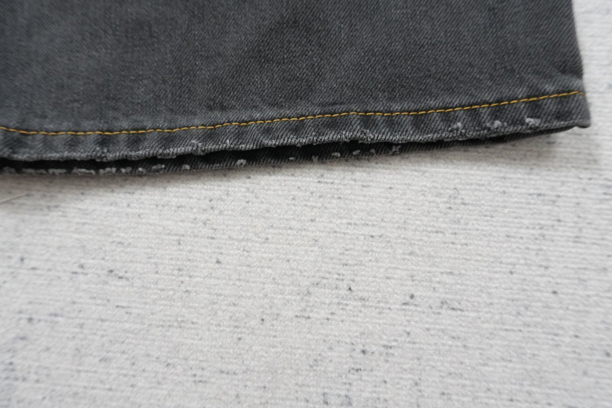 A - JEANS