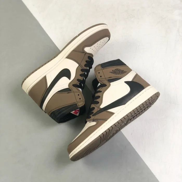 N - SNEAKERS