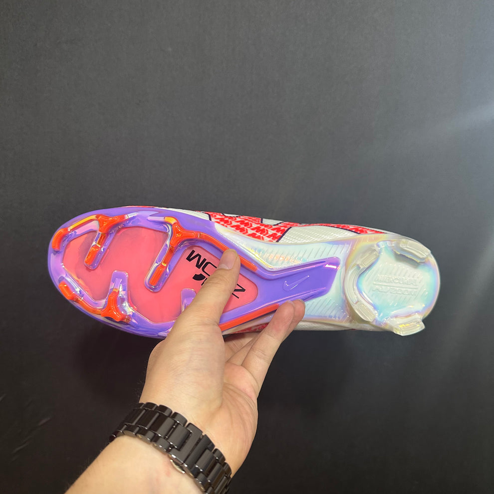 M - FUSSBALLSCHUHE