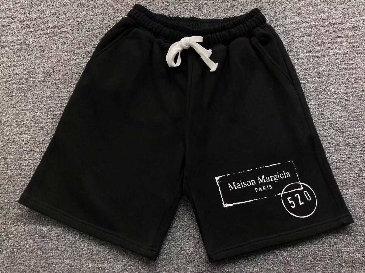M - SHORTS