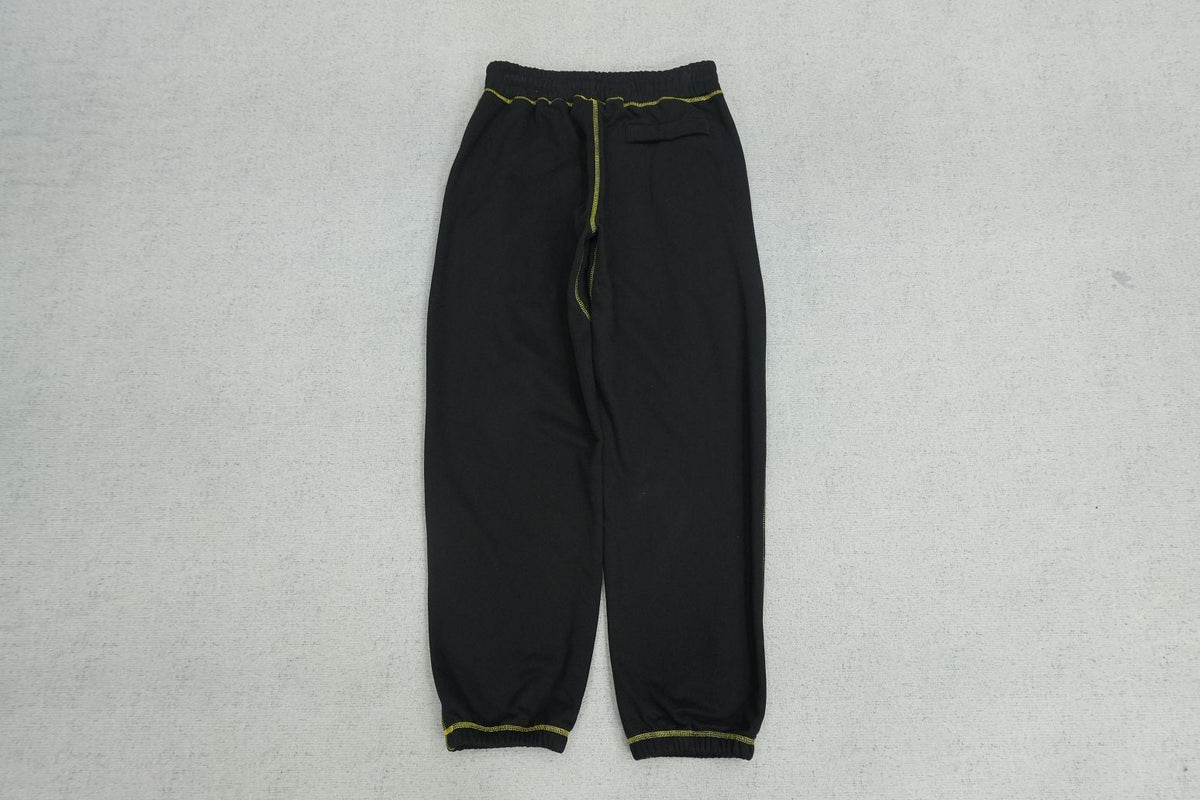 C - SWEATPANTS
