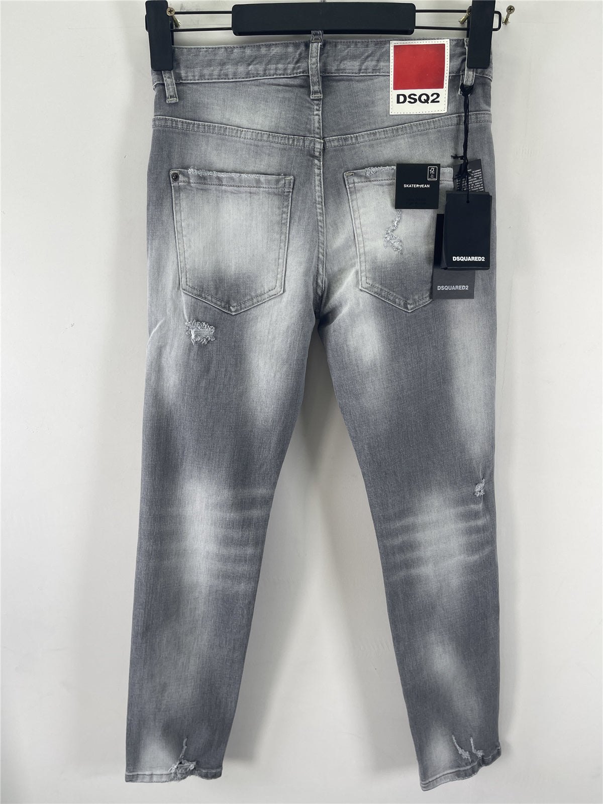 D - JEANS