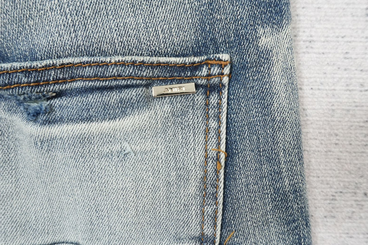 A - JEANS