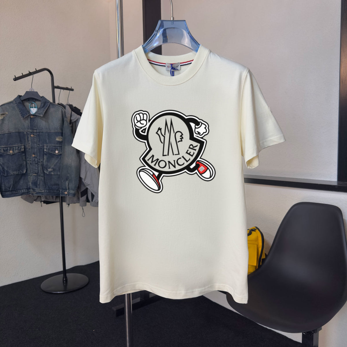 M - TSHIRT