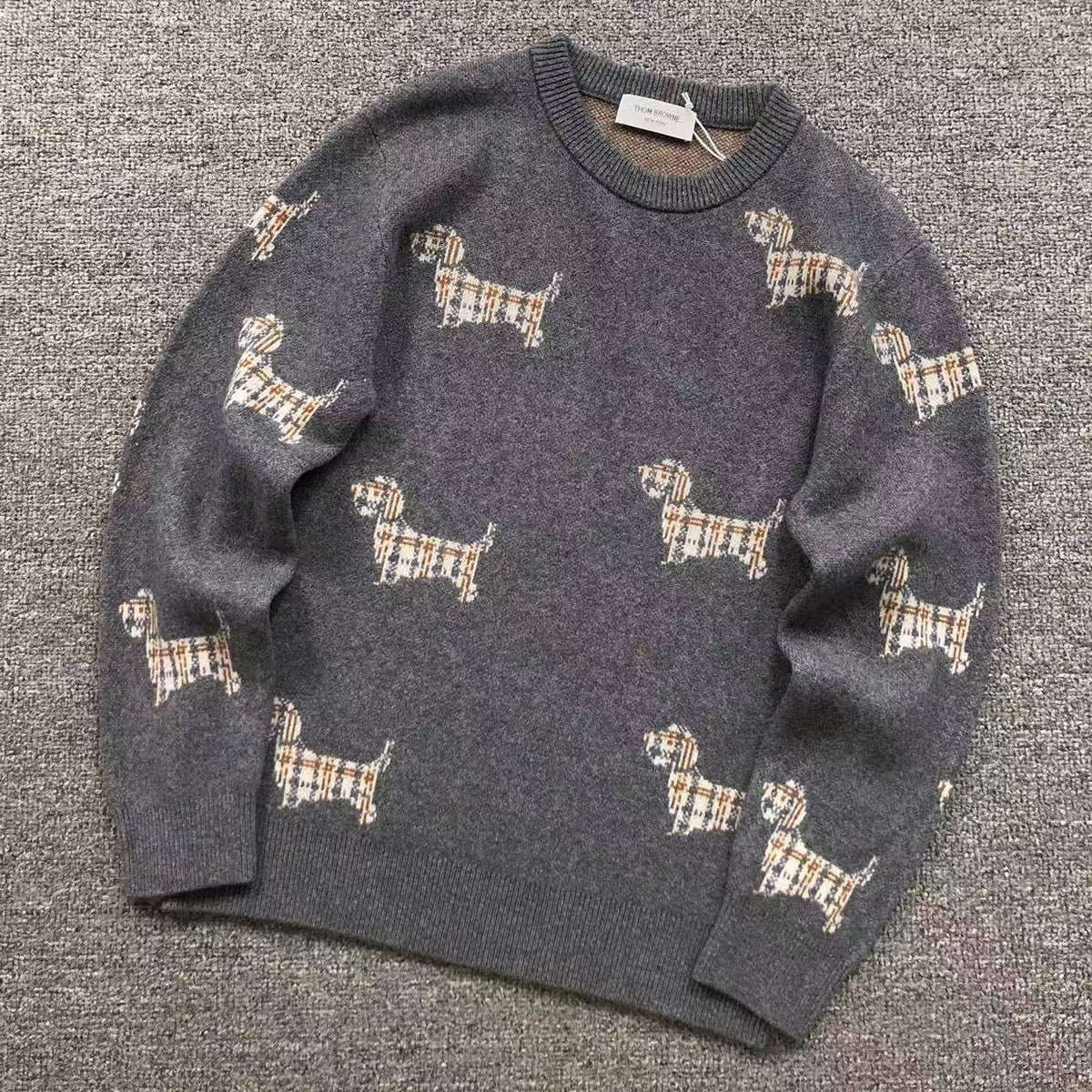 T - SWEATER