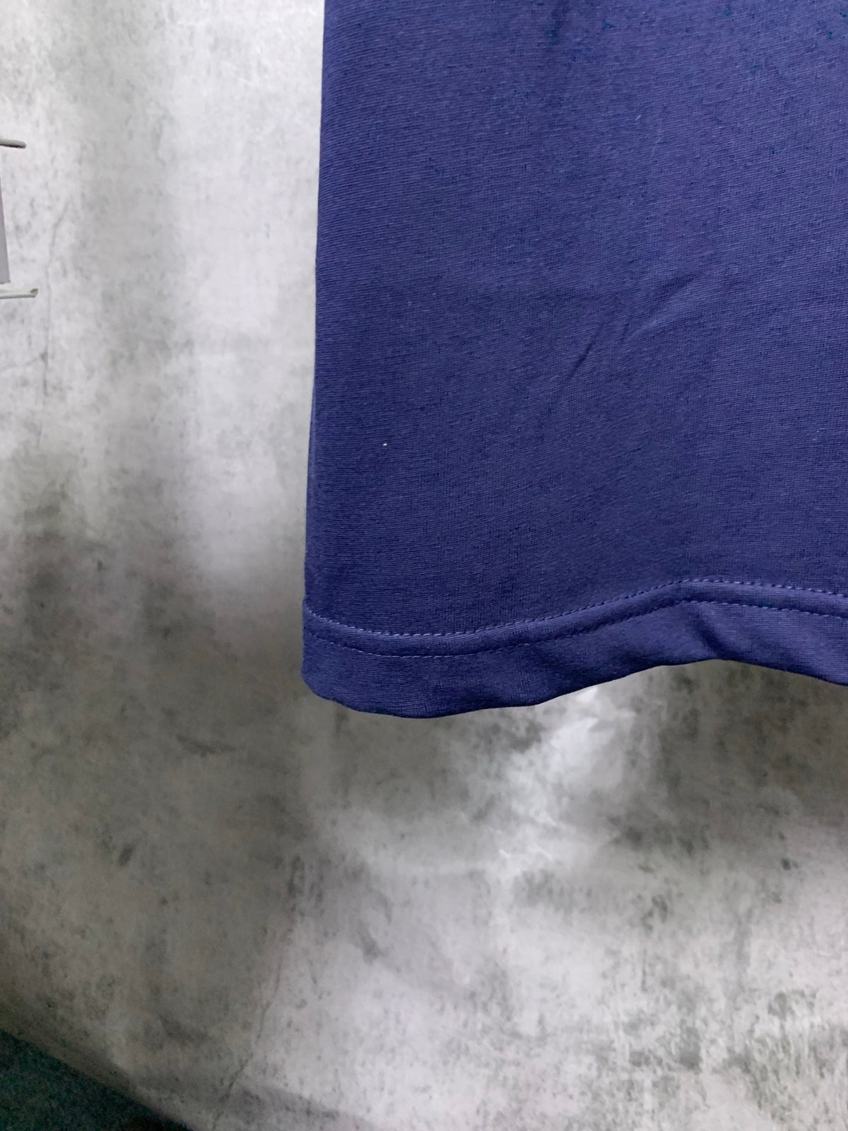 L - TSHIRT