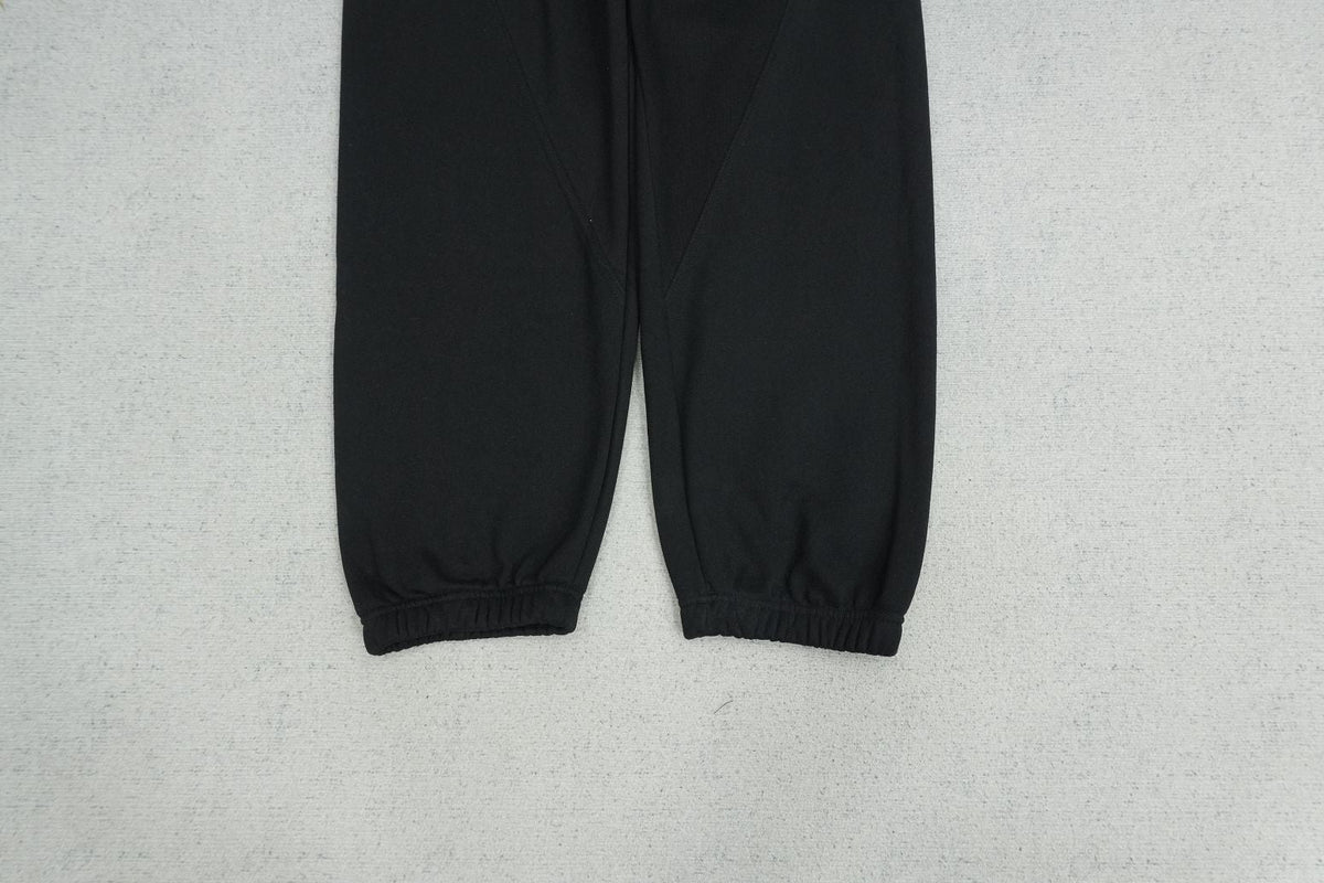M - SWEATPANTS