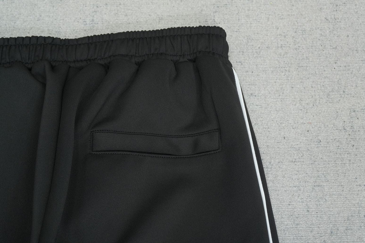 C - SWEATPANTS