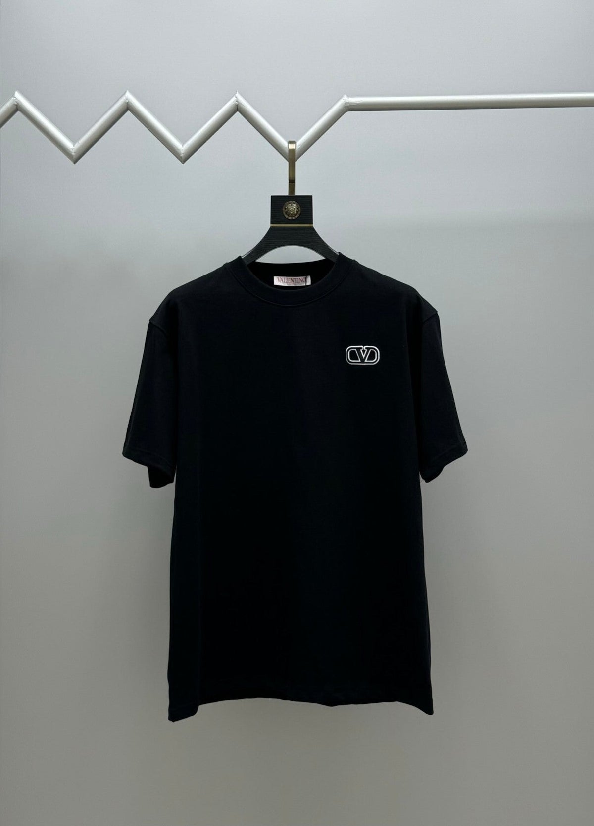 V - TSHIRT
