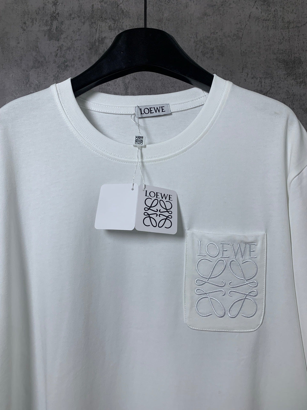 L - TSHIRT