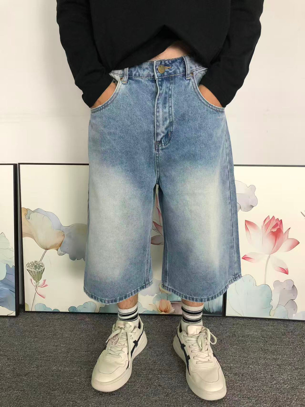 D - SHORTS