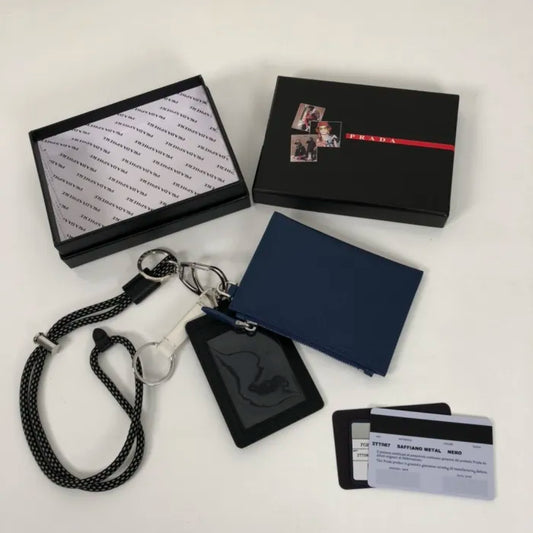 P - CARD HOLDER