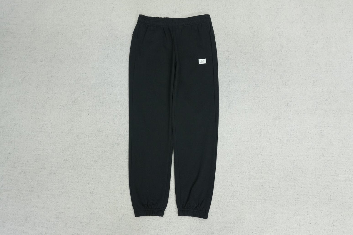 C - SWEATPANTS