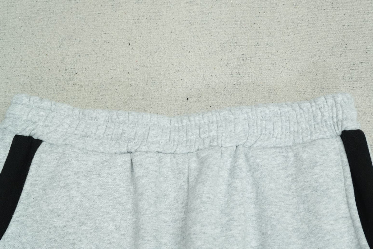 M - SWEATPANTS