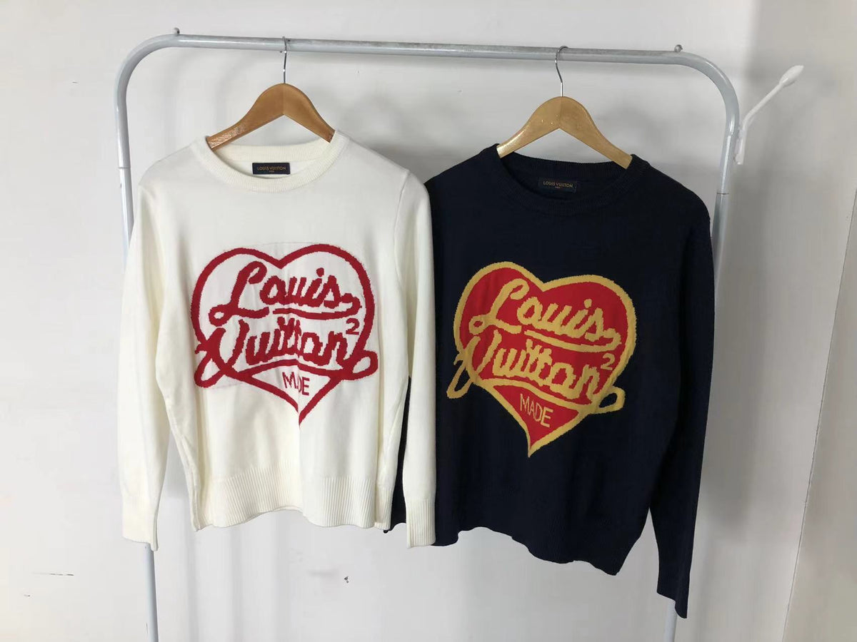 L - SWEATER